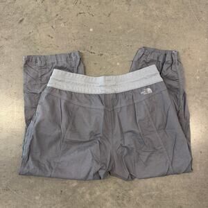 Vintage Y2K The North Face Outdoor Hiking Nature Grey Capri Pants Capri M